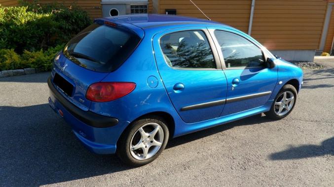 Peugeot 206 1.9 L HDI