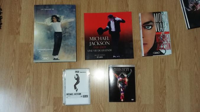 Lot de livres et dvd michael jackson