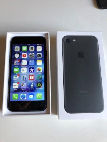 Apple iPhone 7 - 128GB - Schwarz