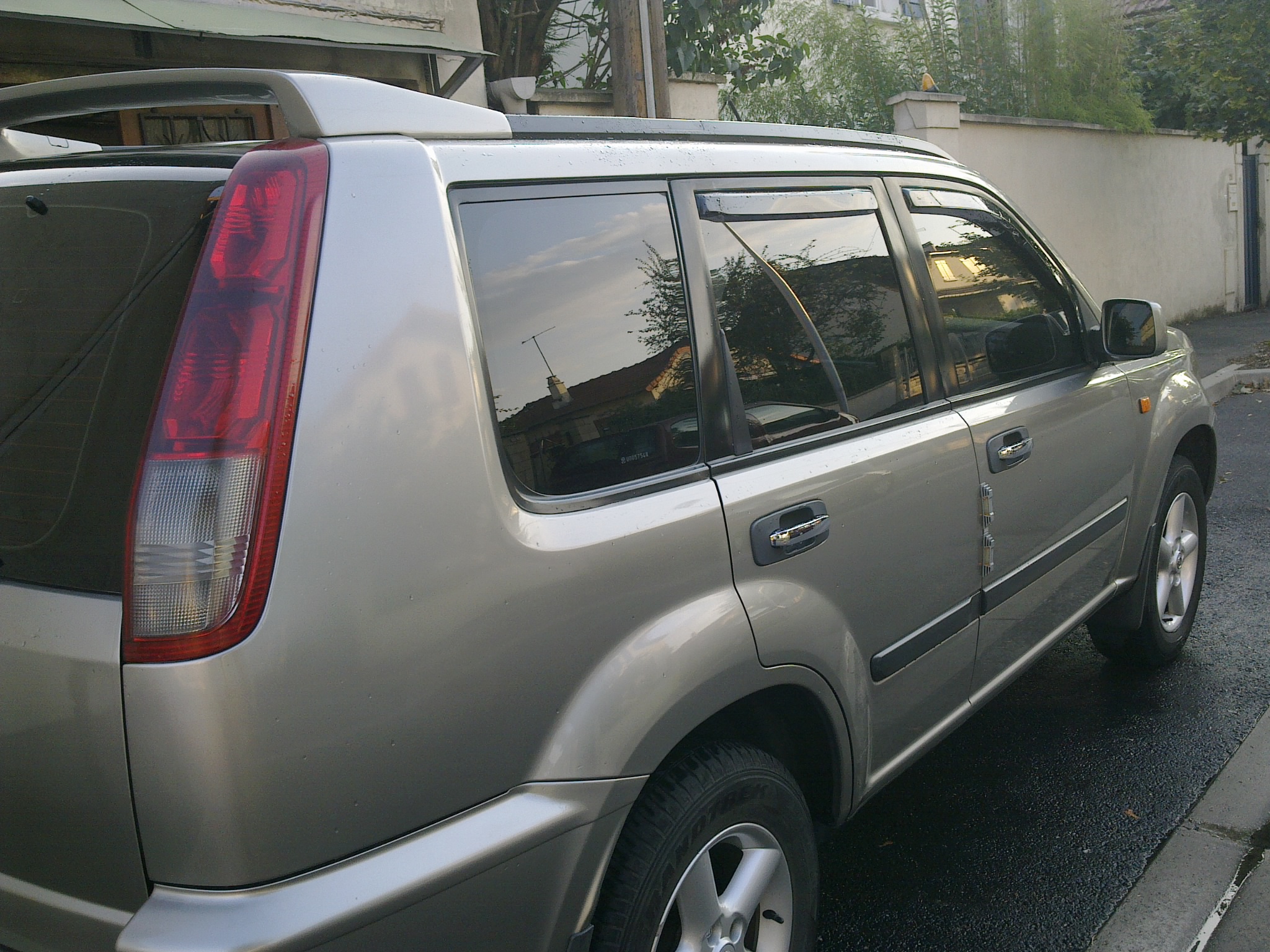 NISSAN X TRAIL