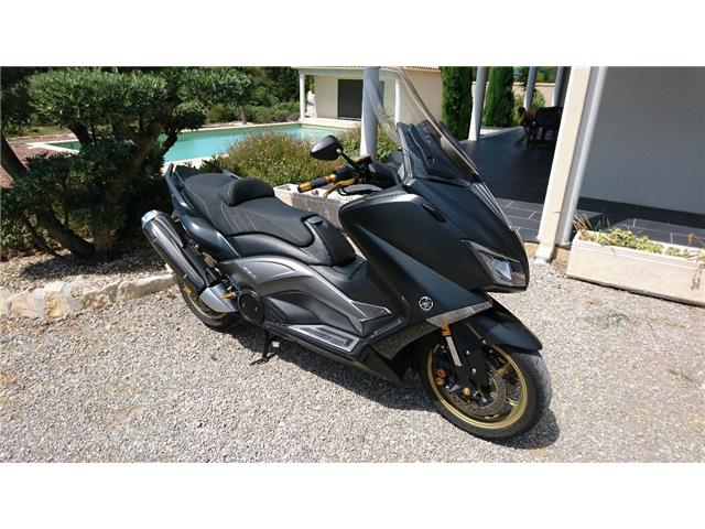 Yamaha TMAX 530 IRON MAX