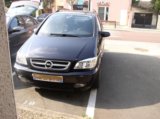 Voiture opel zafira