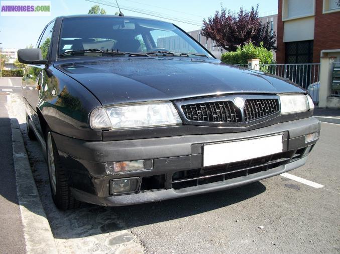 VENDS LANCIA DELTA