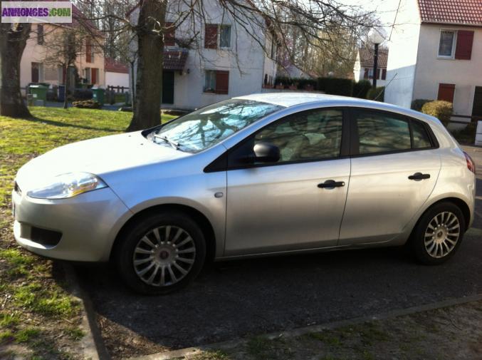 VOITURE FIAT BRAVO