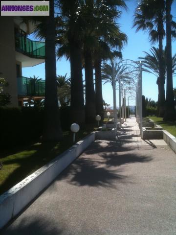 Studio-cabine en résidence sécurisée front de mer à Cannes