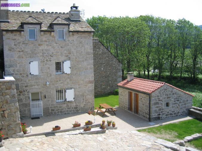 GÎTE 3EPIS en LOZERE CONFORT ET CHARME