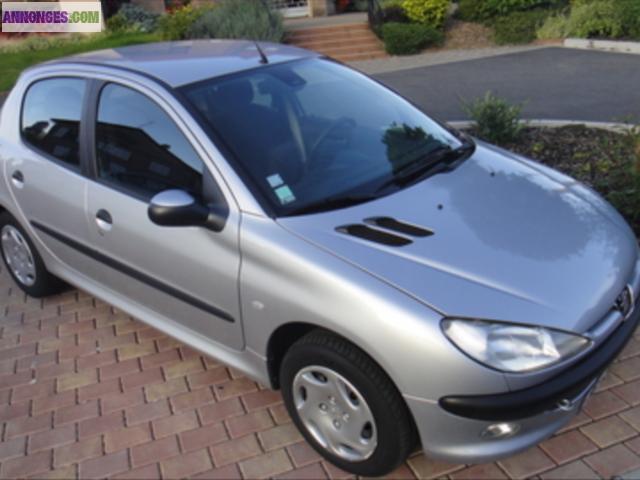 PEUGEOT 206 1.4 HDI XR Présence