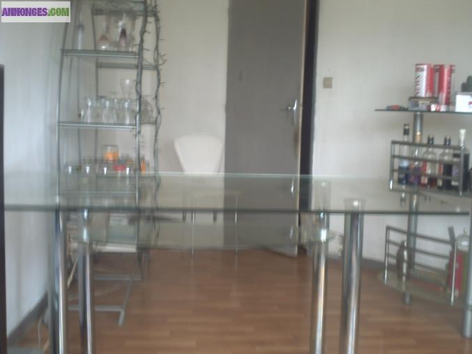 Table de sejour en verre+4 chaises