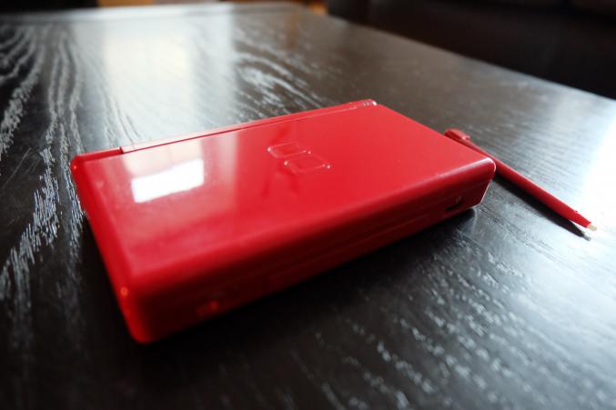 Nintendo DS lite rouge