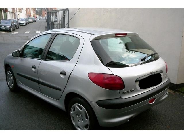 Peugeot 206‏