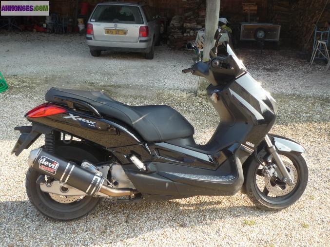 Vends xmax 125