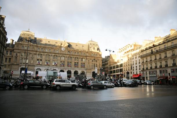 Paris - Studette Saint Lazare Galeries Lafa