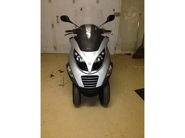 Scooter PIAGGIO Mp3 250ie