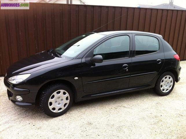 Peugeot 206 noir 5 portes