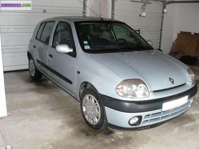 RENAULT CLIO II 1.9 D RXE 5P