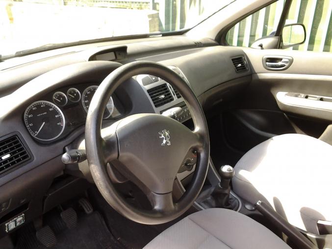 PEUGEOT 307 XR 1.6 CLIM