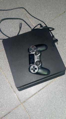 PlayStation 4 + Jeu