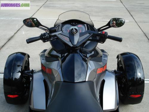 Can Am Spyder RSS SM5