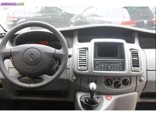 Renault Trafic passenger executive dci 115 euro5