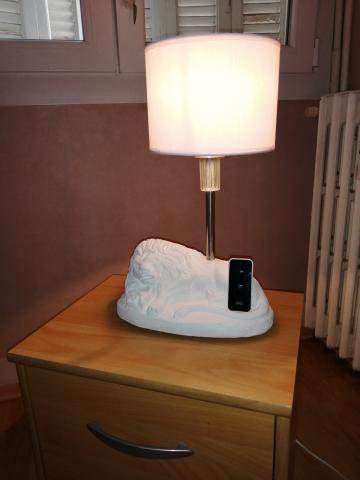 Lampe de chevet lion blanc salo'n connect