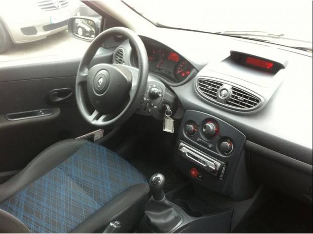 RENAULT CLIO III DCI 70 AUTHENTIQUE 3P 2008