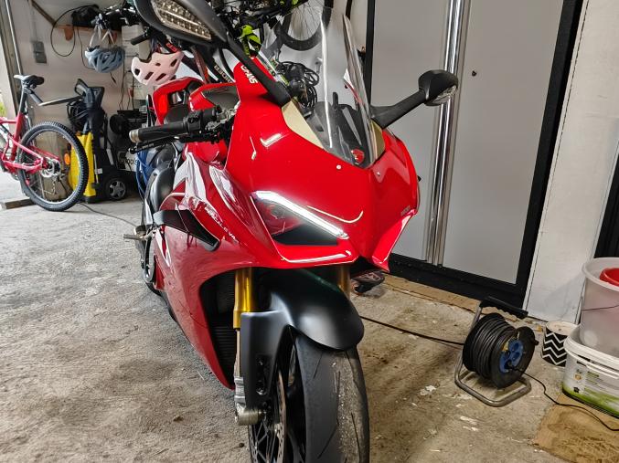 Panigale v4s