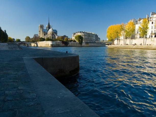 Paris - Coeur de Paris.Le Marais.La Seine