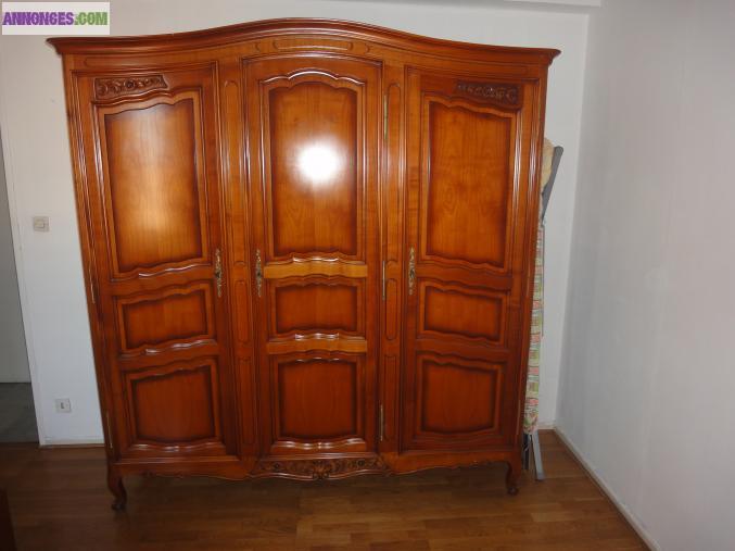 Superbe Armoire Merisier