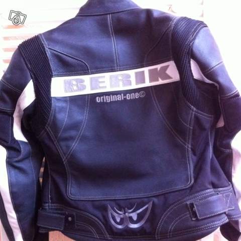 Cuir moto femme