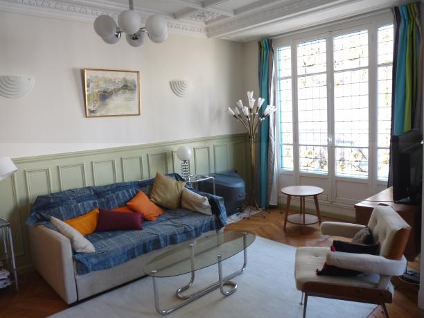 Paris - Charming Apt in Gambetta District