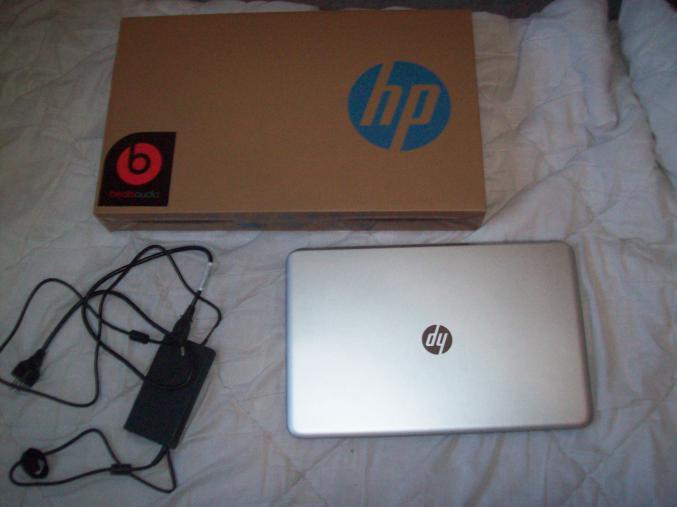 HP ENVY 17 POUCES