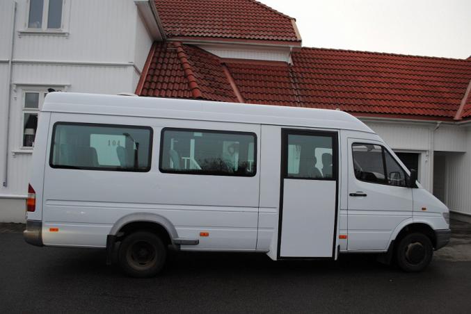 Mercedes-Benz Sprinter 412D AUT 17 sièges