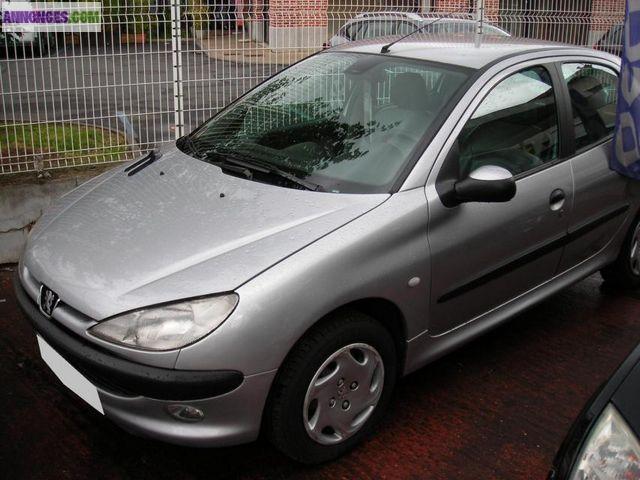 Peugeot 206 1.4 xt premium bva 5p