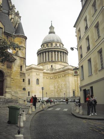 Paris - Studette pantheon