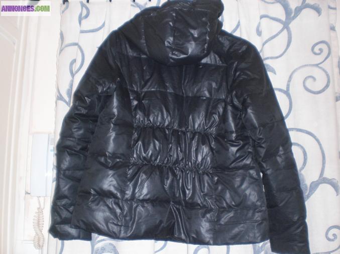 Doudoune noire taille 42