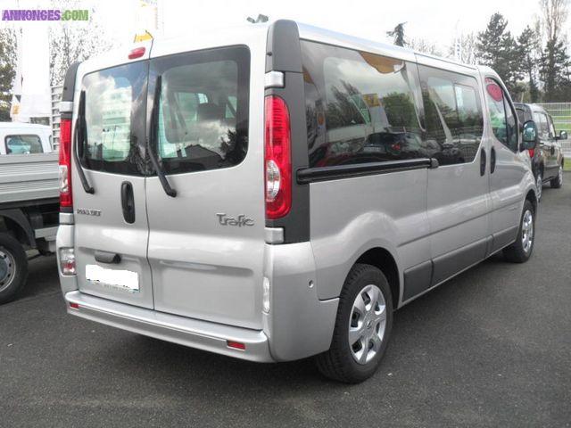 Minibus Renault Trafic 2 Passenger 9 places 1200kg 2.0 dci