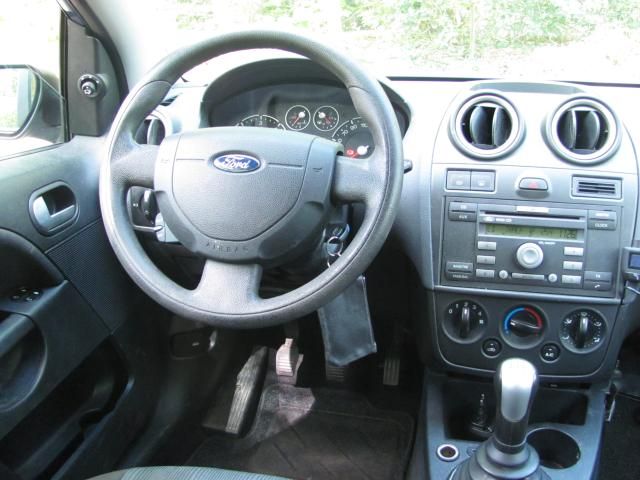 Ford Fiesta Trend 1.4 TDCI 5 portes