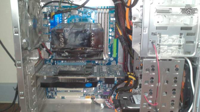 PC Gamer-Gigabyte + AMD X4 + Radeon 4890 + Samsung