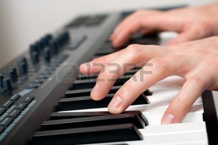 Inscription cours de piano synthétiseur le Mans