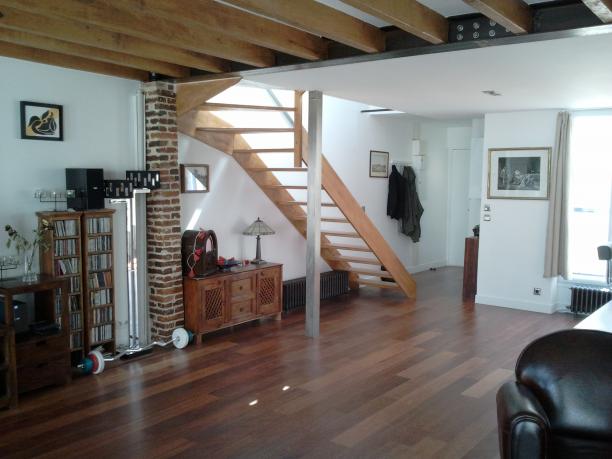 Paris - LOFT EN DUPLEX SOUS LES TOITS