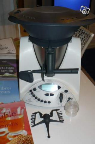 Thermomix TM 31 avec 3 livres de recette