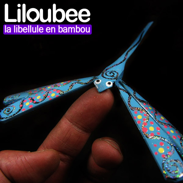 500 libellule flottante en bambou