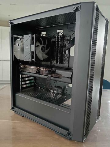 Pc gamer r5 5600x - 6800