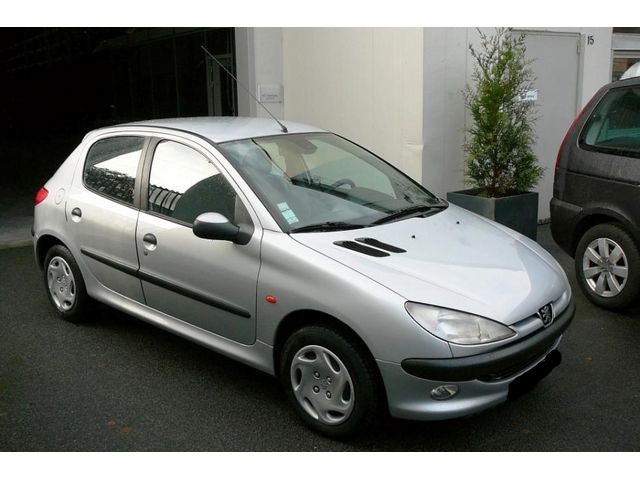 Peugeot 206‏