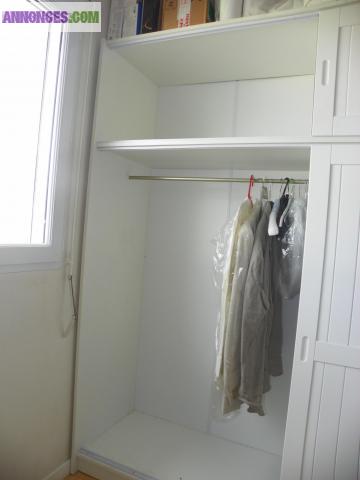 Armoire blanche