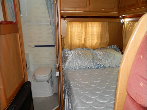 Camping car profilé compact RAPIDO 709 FIAT ducato