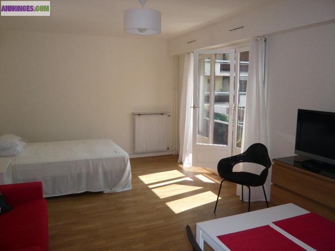 Studio meublé 33m² sur Lille - 59000 - Centre Ville - 380€