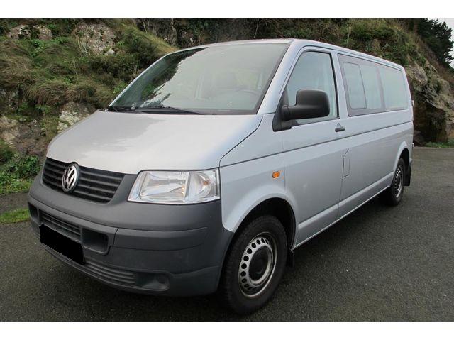 Volkswagen Transporter combi long 2.5 tdi 130 9pl 2.8t