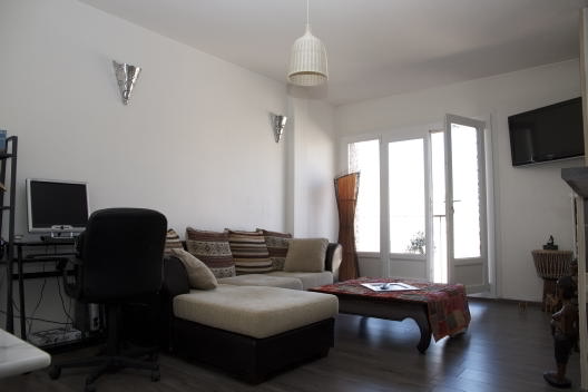 Appartement  ales - 127 000€ - 75m² - 5690