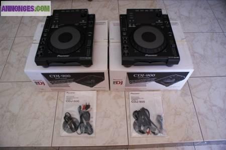 2 pioneer CDJ 900 neuves + 2 flight case pioneer dj pro2